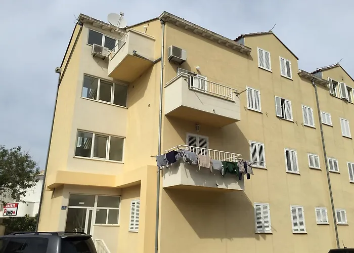 Διαμέρισμα Jana *