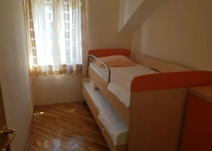 Jana * Ντουμπρόβνικ