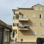 Jana *